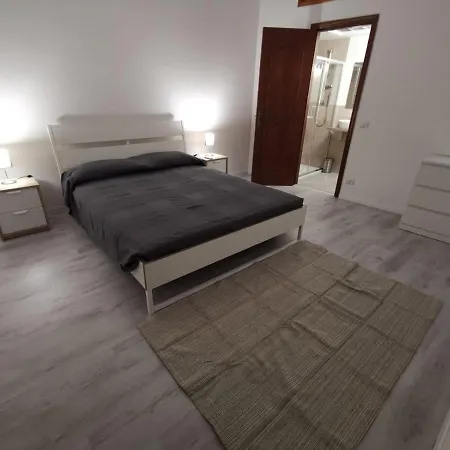 بيت ضيافة La Casa Dei Nonni شيكلي